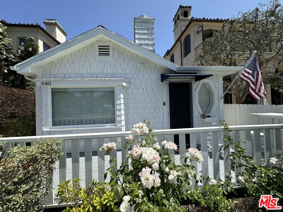 440 Howland Canal 1BR Marina Del Rey La