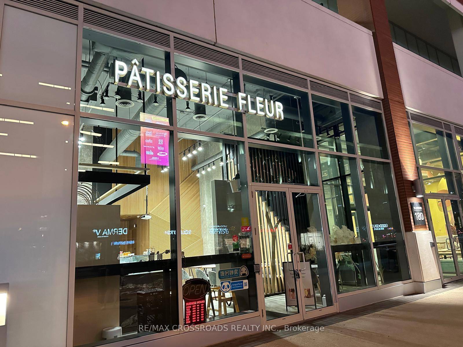Exceptional opportunity to own a well established non franchised brand with menu flexibility in a prime downtown Markham location !