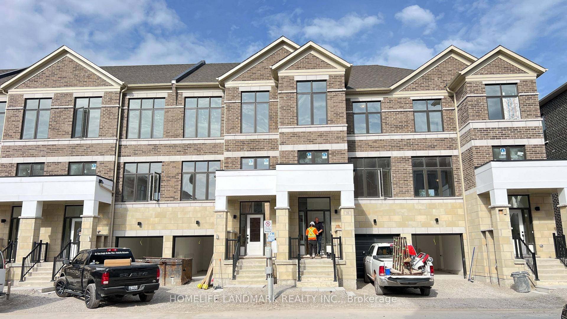 Brand new, never lived in 4 bedroom, 4 bathroom freehold townhome located at the end of a quiet cul de sac, backing onto beautiful protected green space with west facing ...