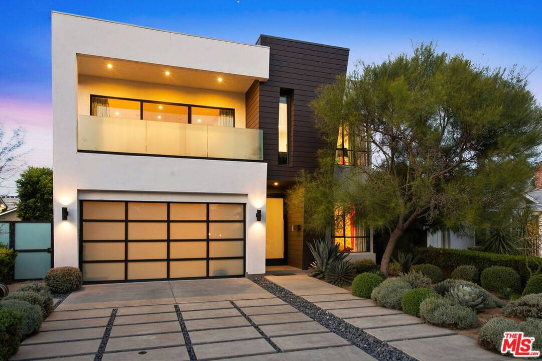 1716   Amherst Ave 5BR Beverlywood La