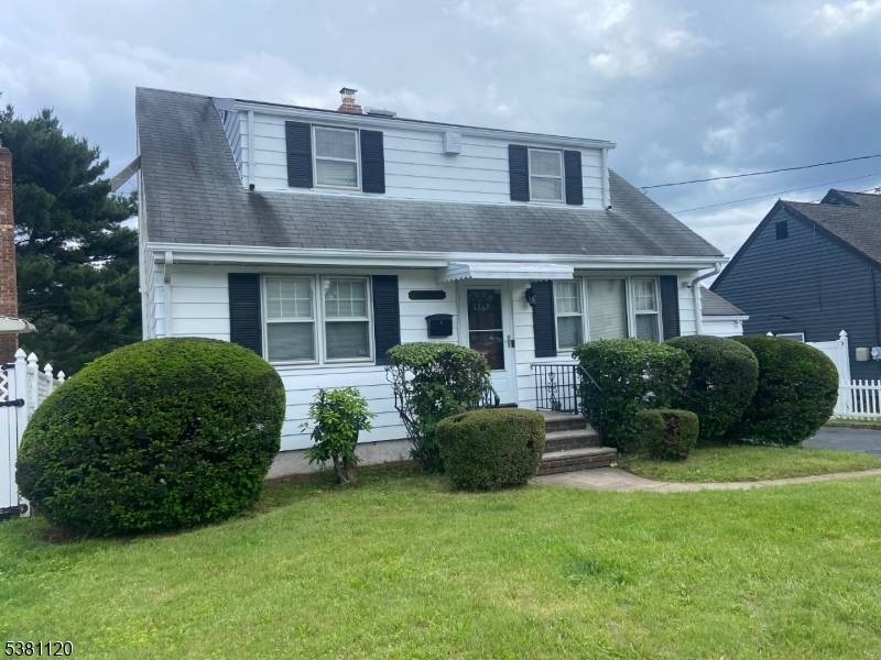 Great starter home or scale down !