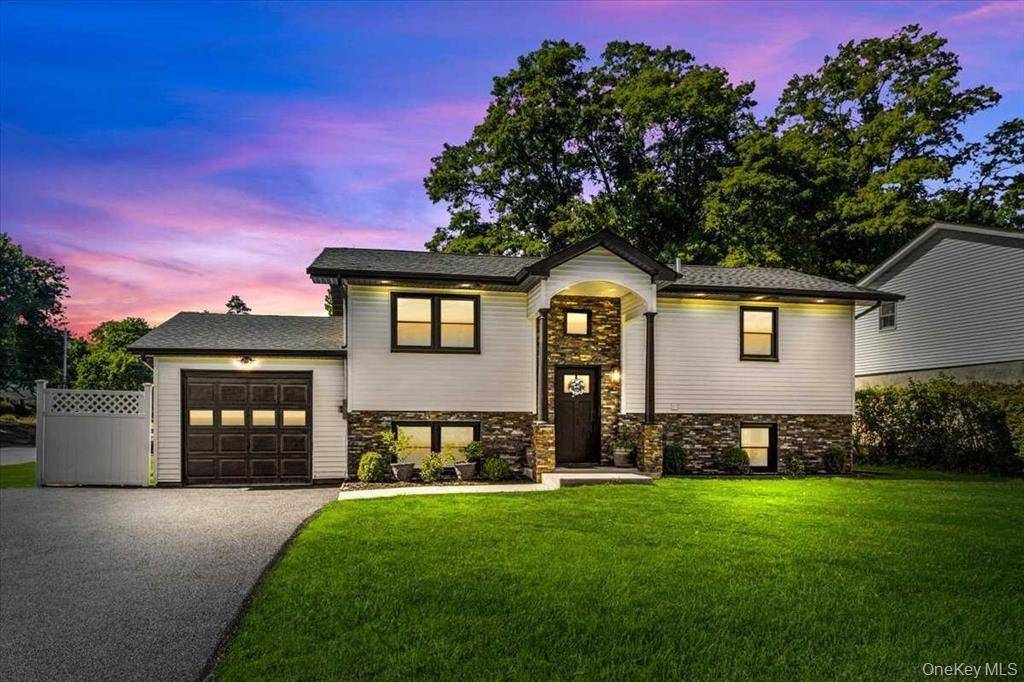 Beautifully Updated 4 Bedroom Home in Sought After Spackenkill School District Welcome to 88 Spackenkill Road a spacious and modernized 4 bedroom, 3 full bath home perfectly located in one ...