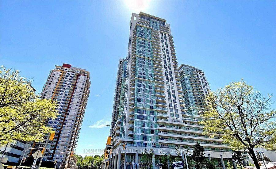Great Location ! Spacious Corner Unit.