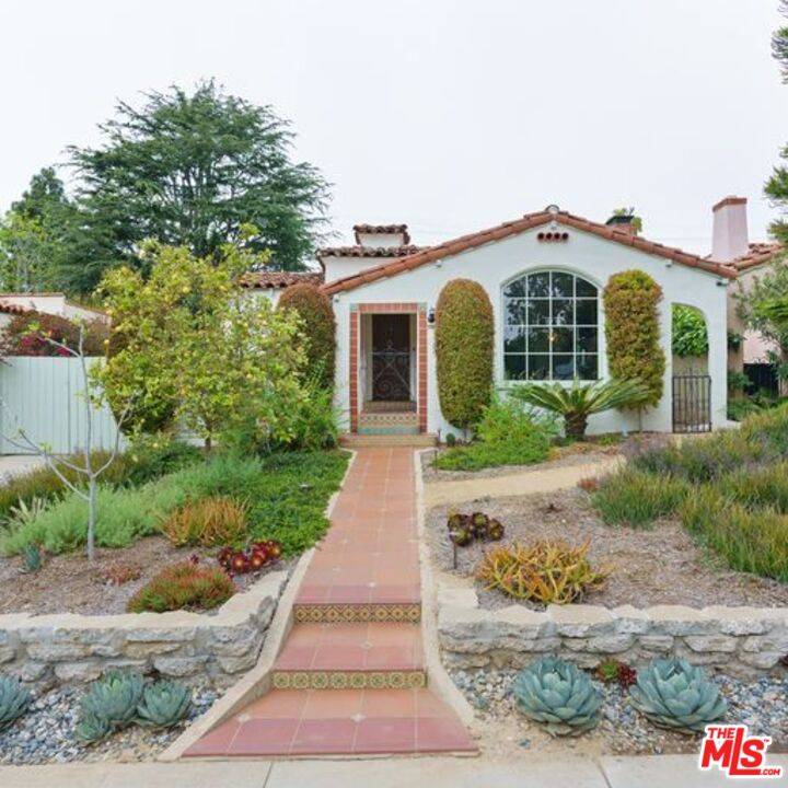 2317   Pearl St 2BR Santa Monica La