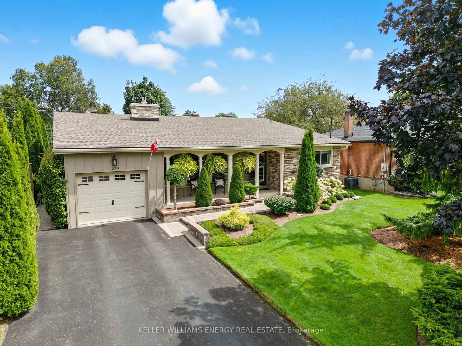 Located in the highly sought after Glens neighbourhood, this immaculate 4 level backsplit shows tremendous pride of ownership inside and out.