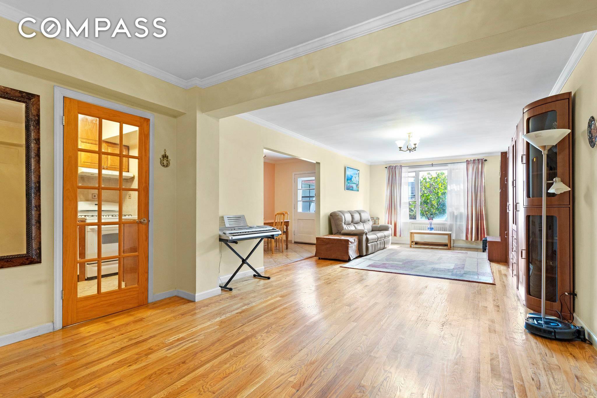 Private terrace, dedicated office space, and tons of storage !