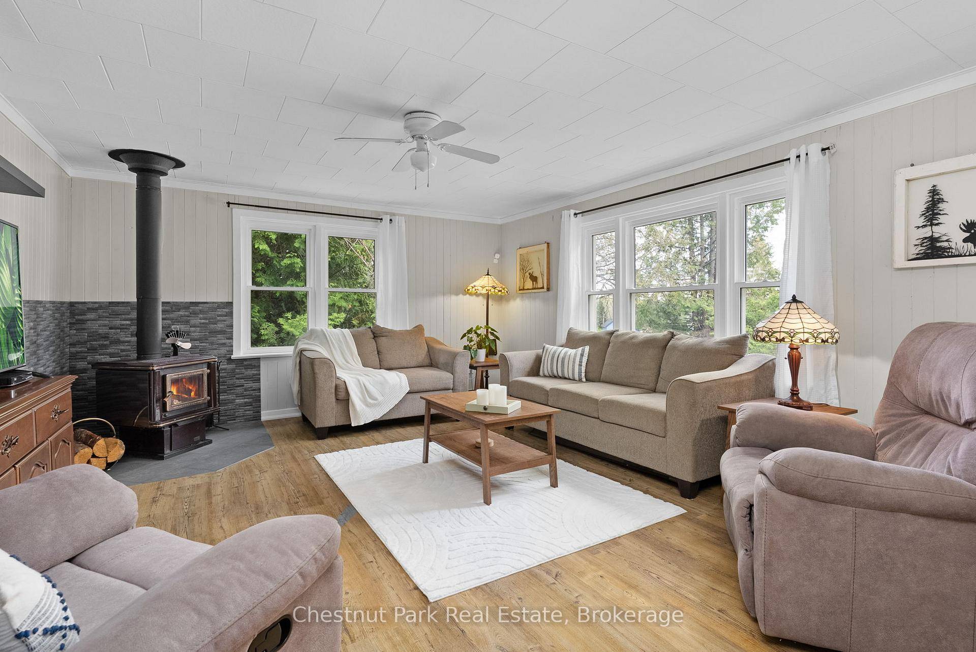 Located in the heart of Kearney, this charming 3 bedroom, 1 bathroom home offers the perfect blend of in town convenience and serene waterfront living.