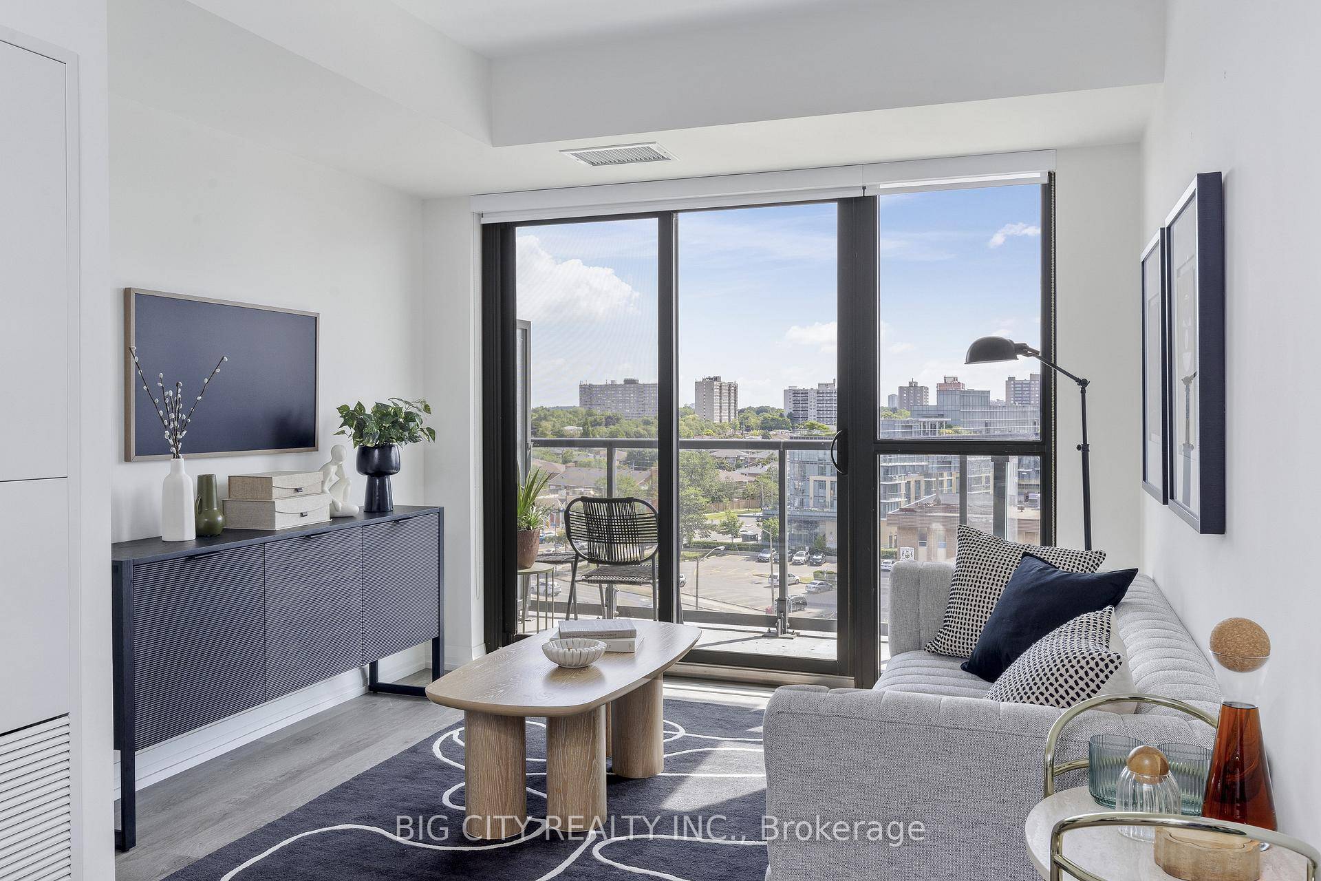 3 months' free rent promo on a 2 year lease Step into your new home at Parkside Square, where comfort meets convenience in a vibrant community designed to suit your ...