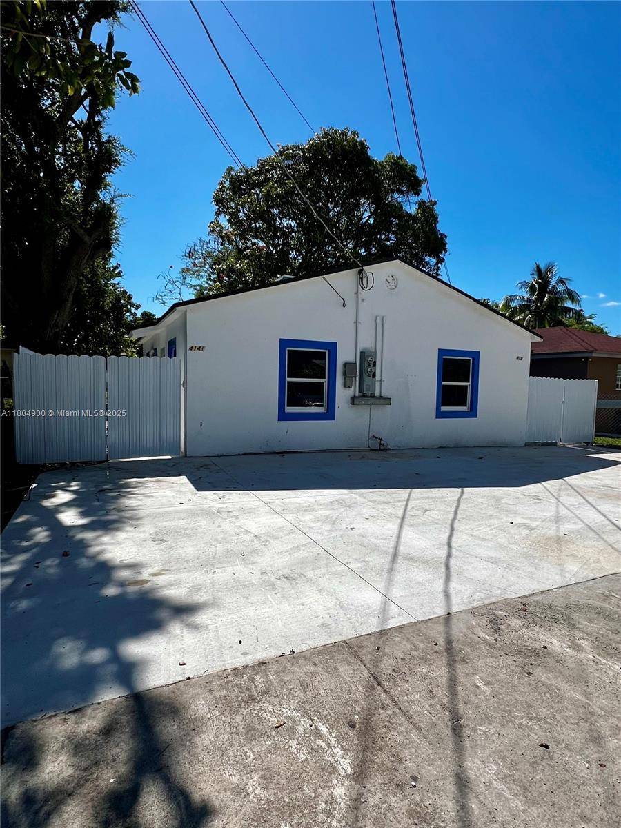 Newly constructed and fully furnished property featuring two 1BD 1BA units and one legal, renovated efficiency studio.