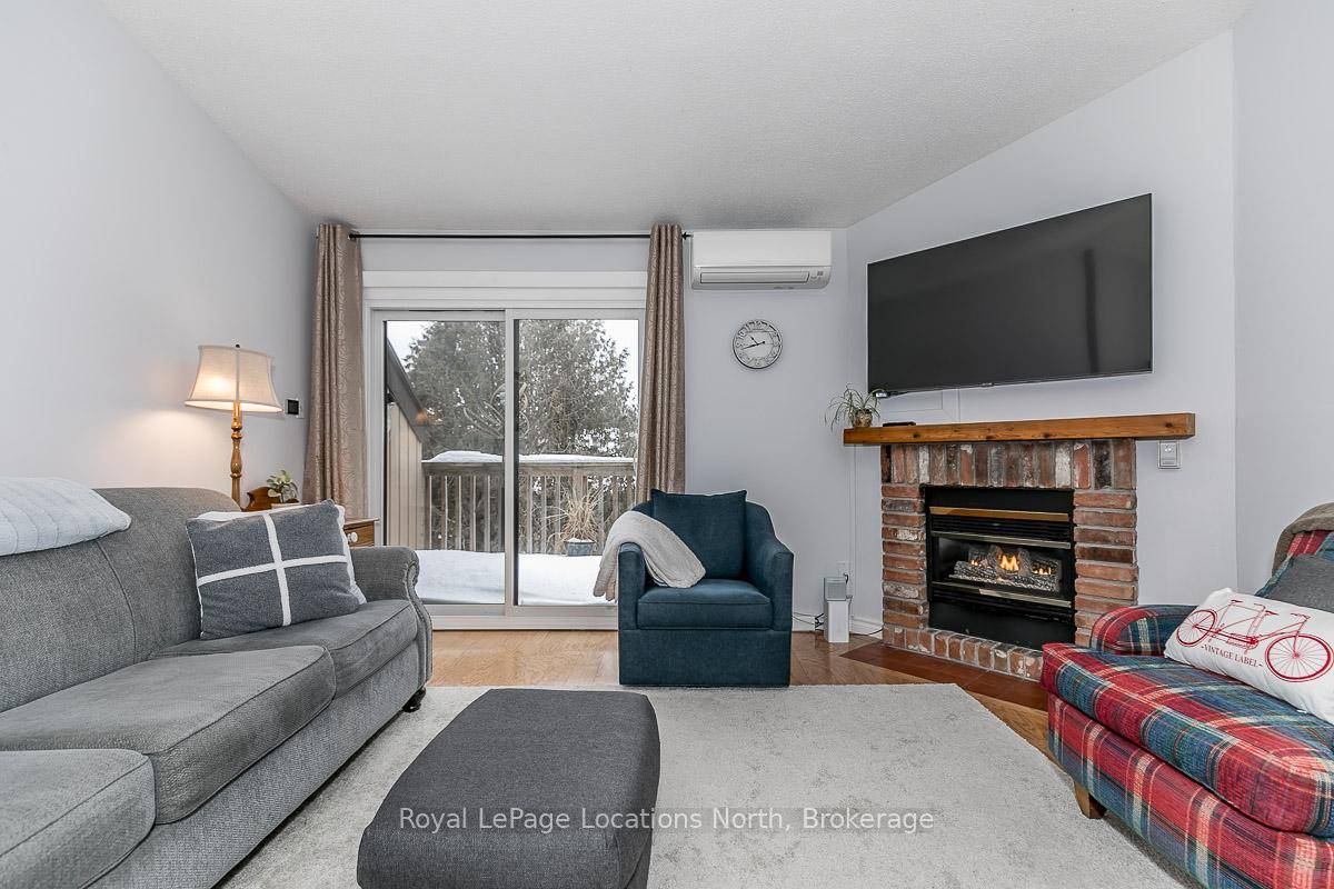 Bright and spacious this two level condo is well located, closed to grocery stores, cafes, restaurants, live music venues, walking trails, golf courses amp ; ski hills.