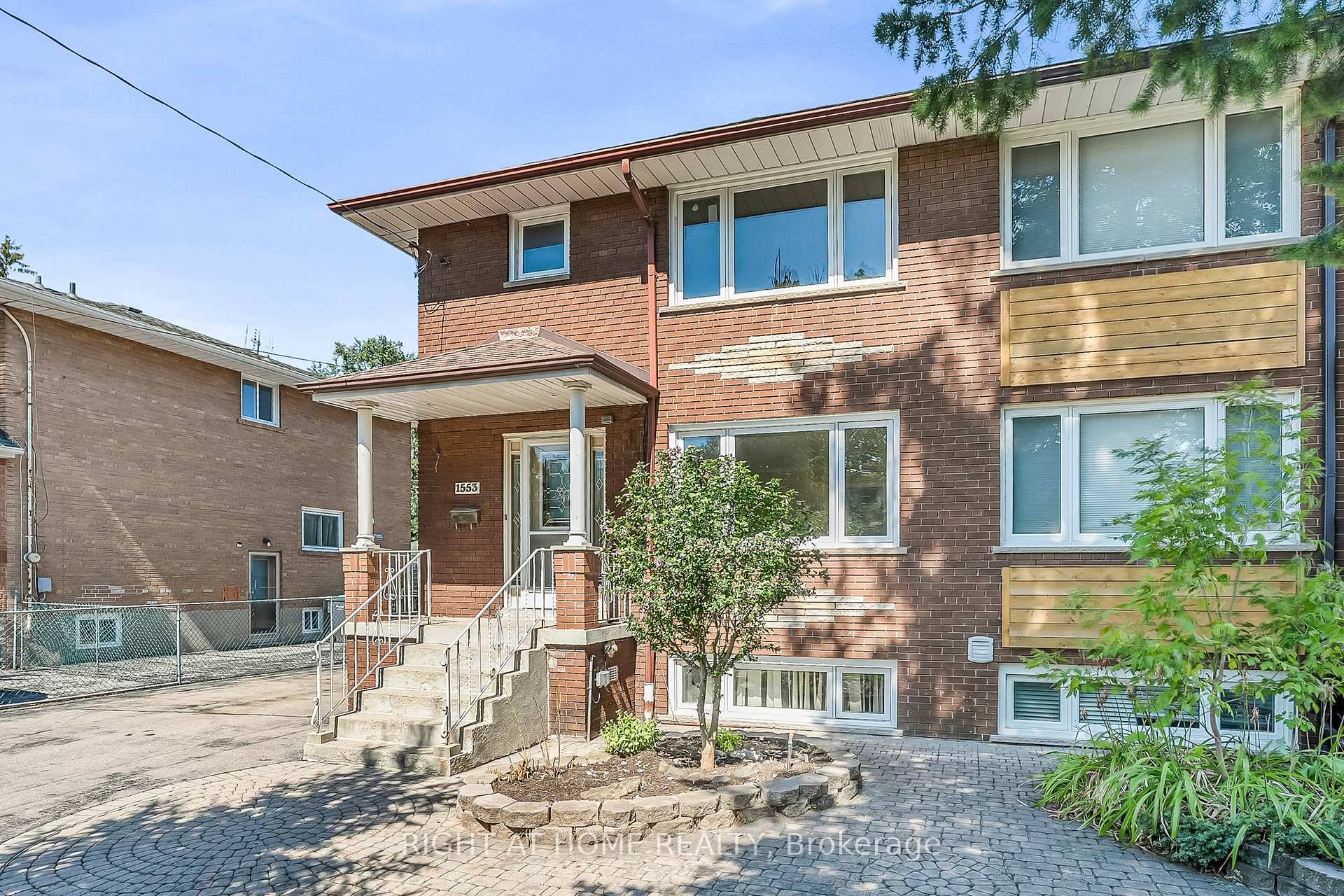 Welcome to this lovingly maintained semi detached home, proudly owned by the original family, set on an extraordinary 35 x 296 ft lot in the sought after Lakeview community of ...