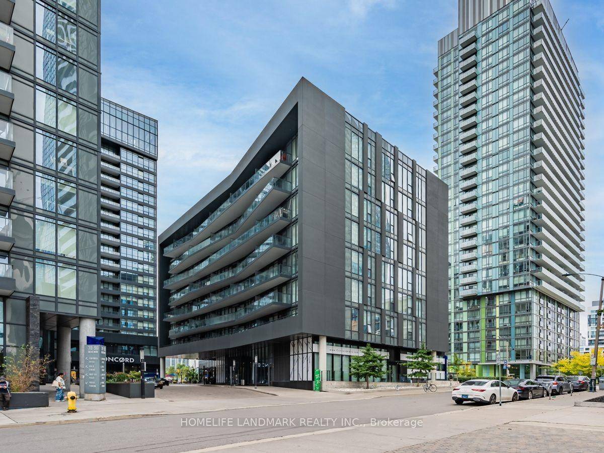 in the heart of CityPlace !