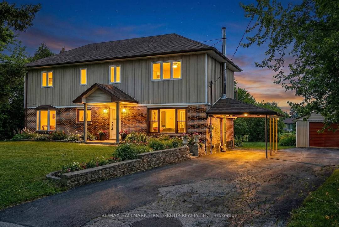 Calling all investors ! Situated in the quiet neighbourhood of Cherrywood Estates, on a huge 110 x 198 ft deep lot, surrounded by custom homes, this property offers exceptional potential ...