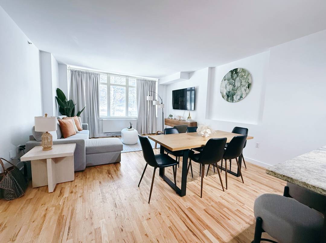 Welcome to 502 9th Avenue 2B, a charming south and east facing corner apartment in the rapidly growing Hudson Yards neighborhood.
