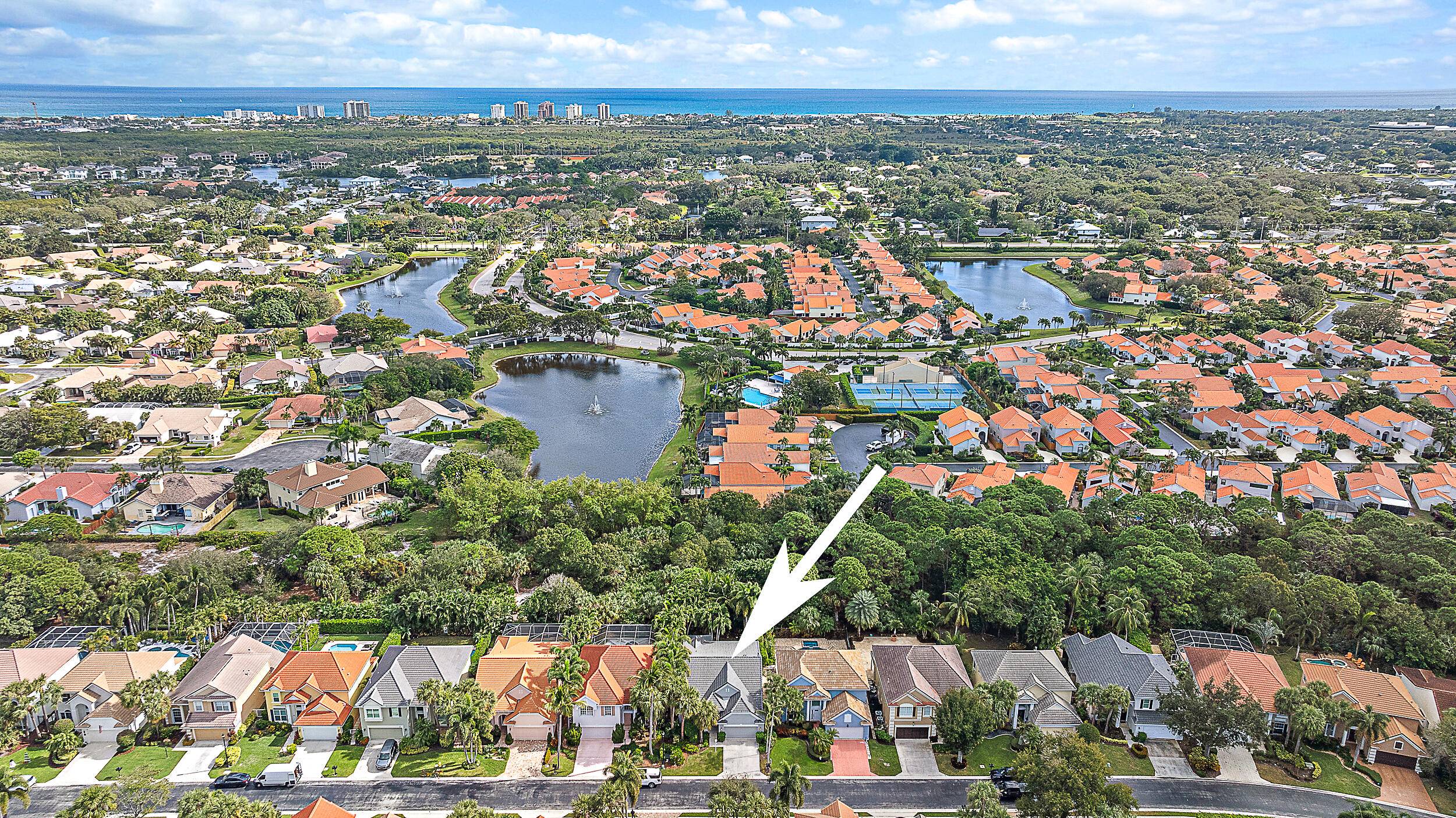 The Sanctuary is more than just a place to live, it's a lifestyle in an unbeatable location !