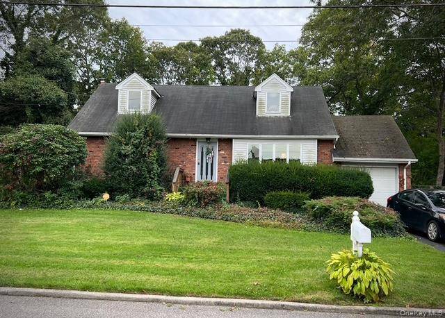 GREAT 3 BEDROOM, 1 BATH, CORNER PROPERTY.