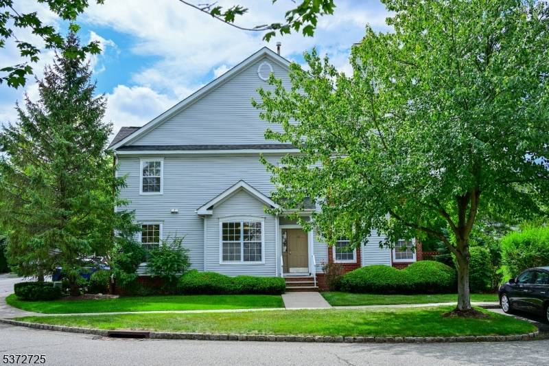NO PETS ALLOWED ! Welcome to this stunning CAMBRIDGE MODEL nestled in a quiet cul de sac in the desirable HUNTING RIDGE COMMUNITY !