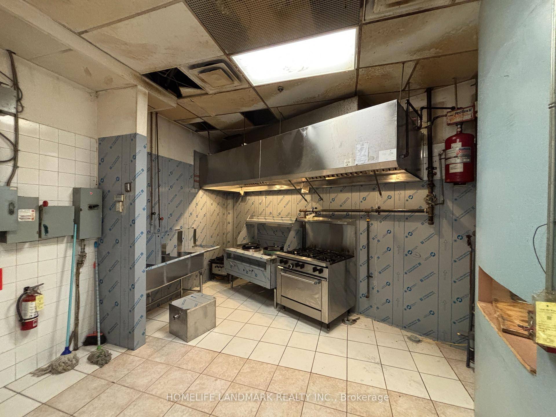 Dynasty Centre Food Court For Rent.