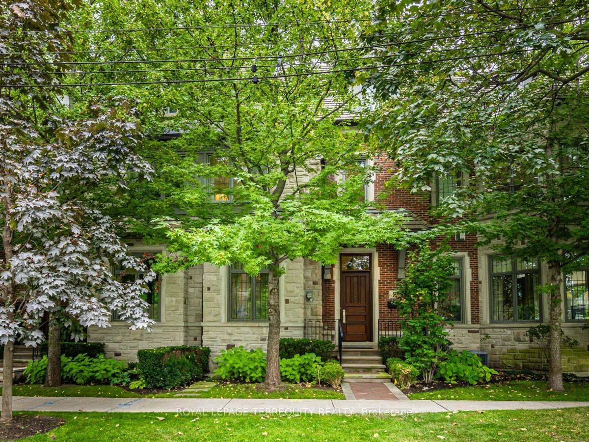 Over 2000 sq ft of luxurious open concept freehold townhome in the prestigious neighborhood of Forest Hill.