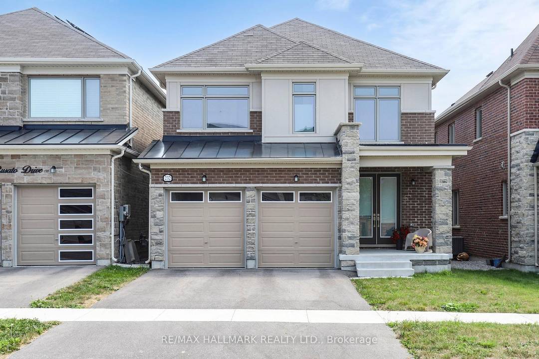 Welcome To Your Dream Home In Whitchurch Stoufville !