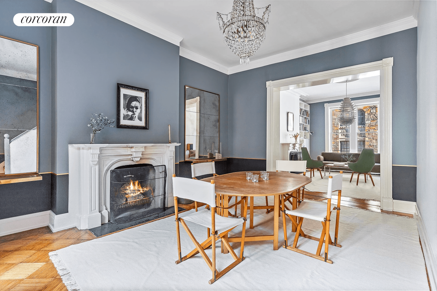 This elegant 3 bedroom, 2.