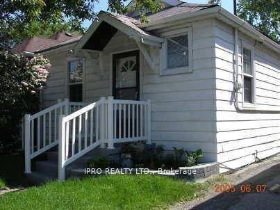 Bungalow with cozy 2 Bedroom Den can be used as a bedroom.