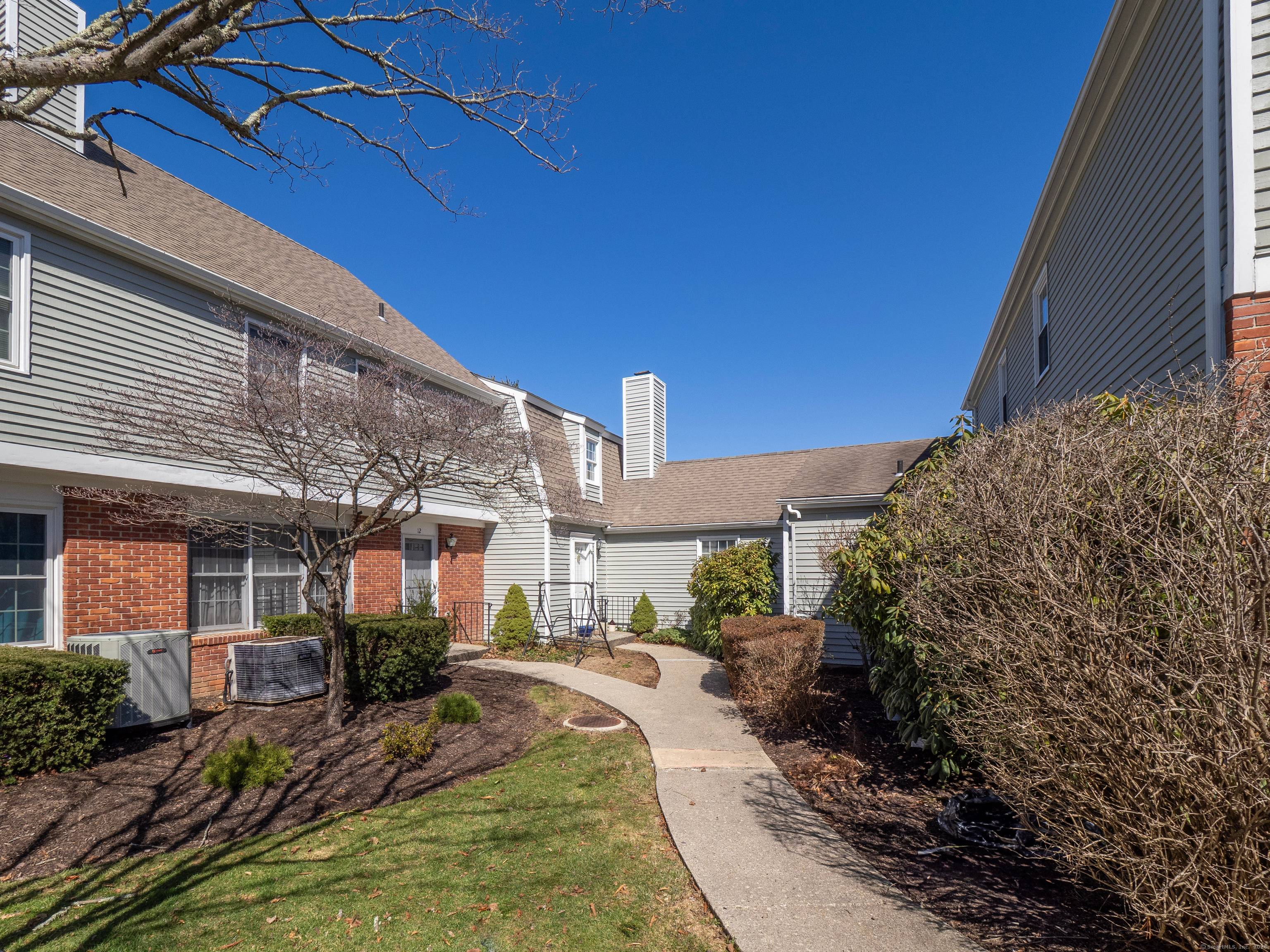 Move right into this sun filled and spacious 2BR 2.