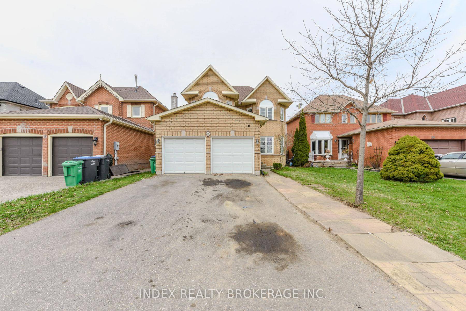 This Exceptional Property Offers A Spacious And Versatile Living Environment, Featuring A Well Designed 4 Bedroom Main Residence Complemented By A Legally Finished 2 Bedroom Basement Suite.