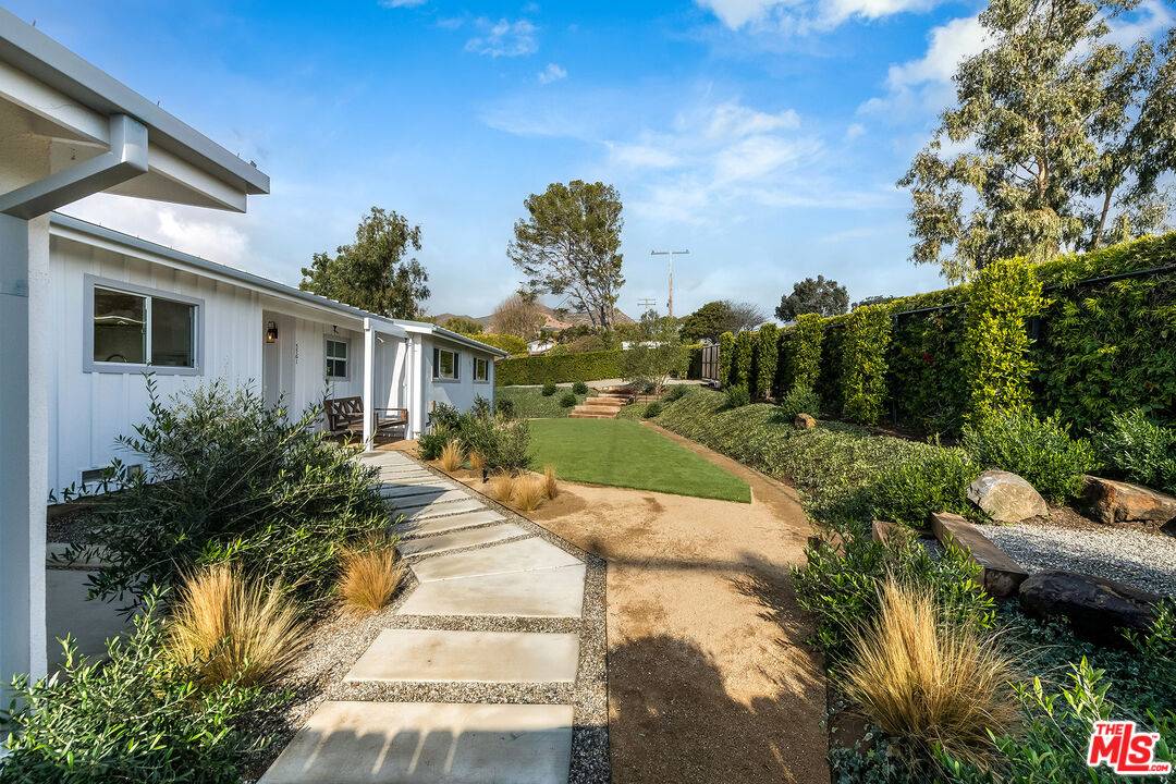 5761 Calpine Dr 3BR Malibu La