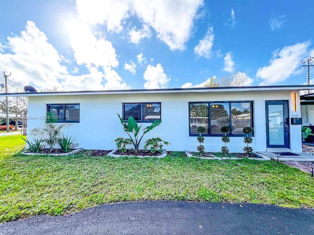 JUST GORGEOUSE 3 BEDROOM 2 BATH COMPLETLY REMODELED HOME.