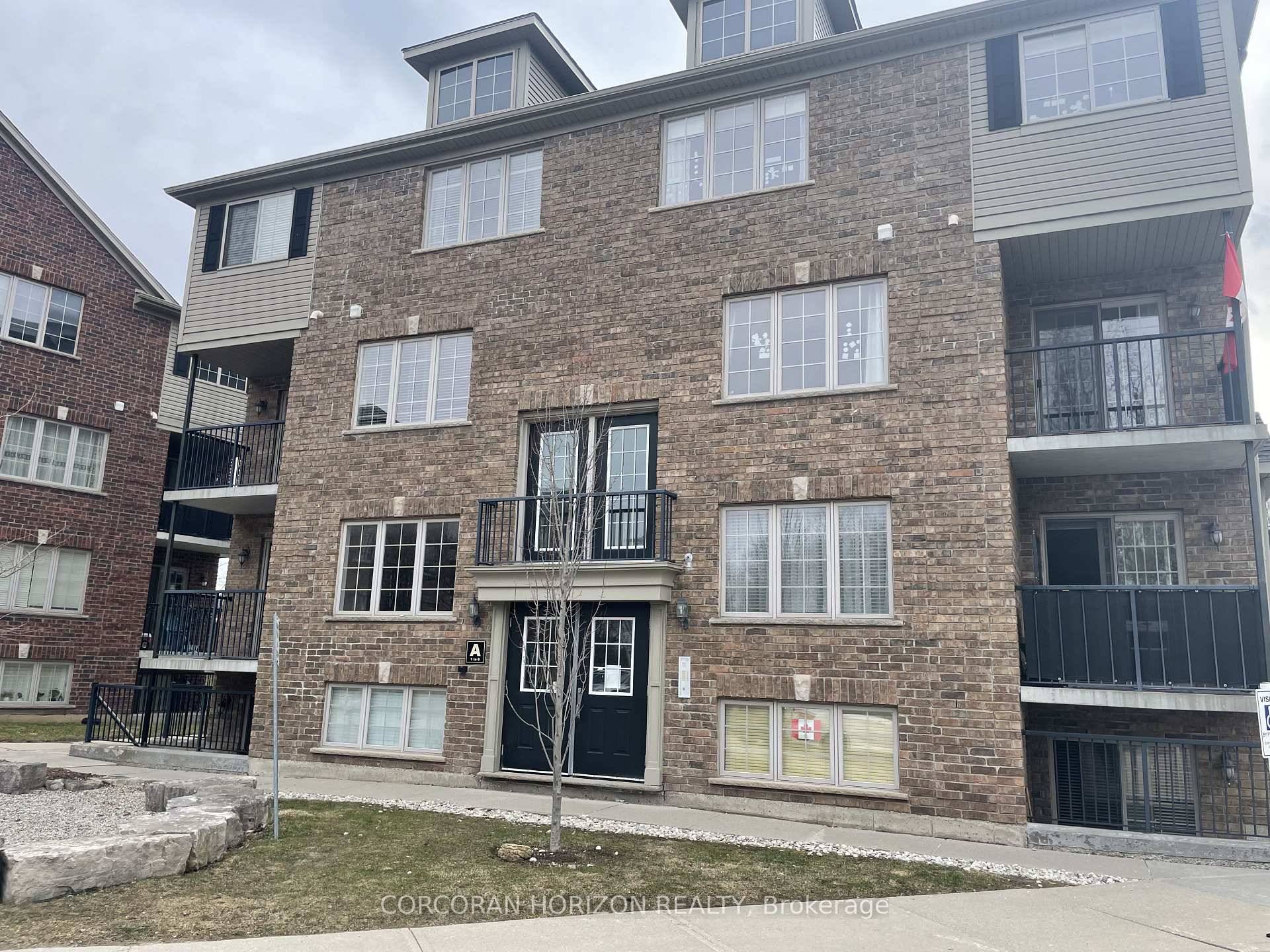 3 Bedroom Condo for Rent in Kitchener 2 Parking Spots !