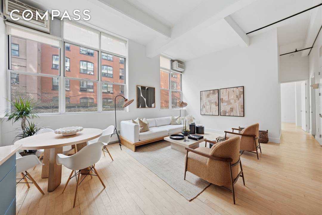 Welcome to The Kent a beautifully renovated loft style 2 bedroom, 2 bathroom home spanning over 1, 000 square feet, featuring soaring 13 foot ceilings and in unit washer and ...