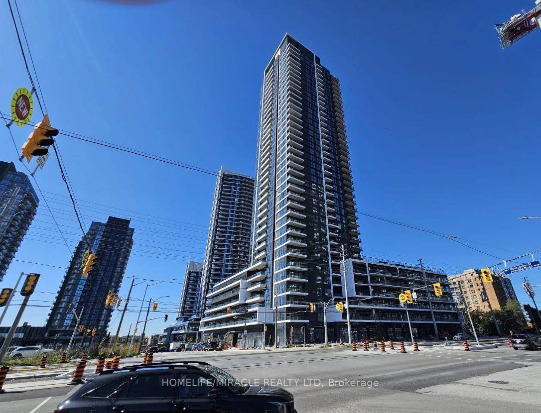 Brand New 1 Bedroom Den Condo at Gemma by Pinnacle.