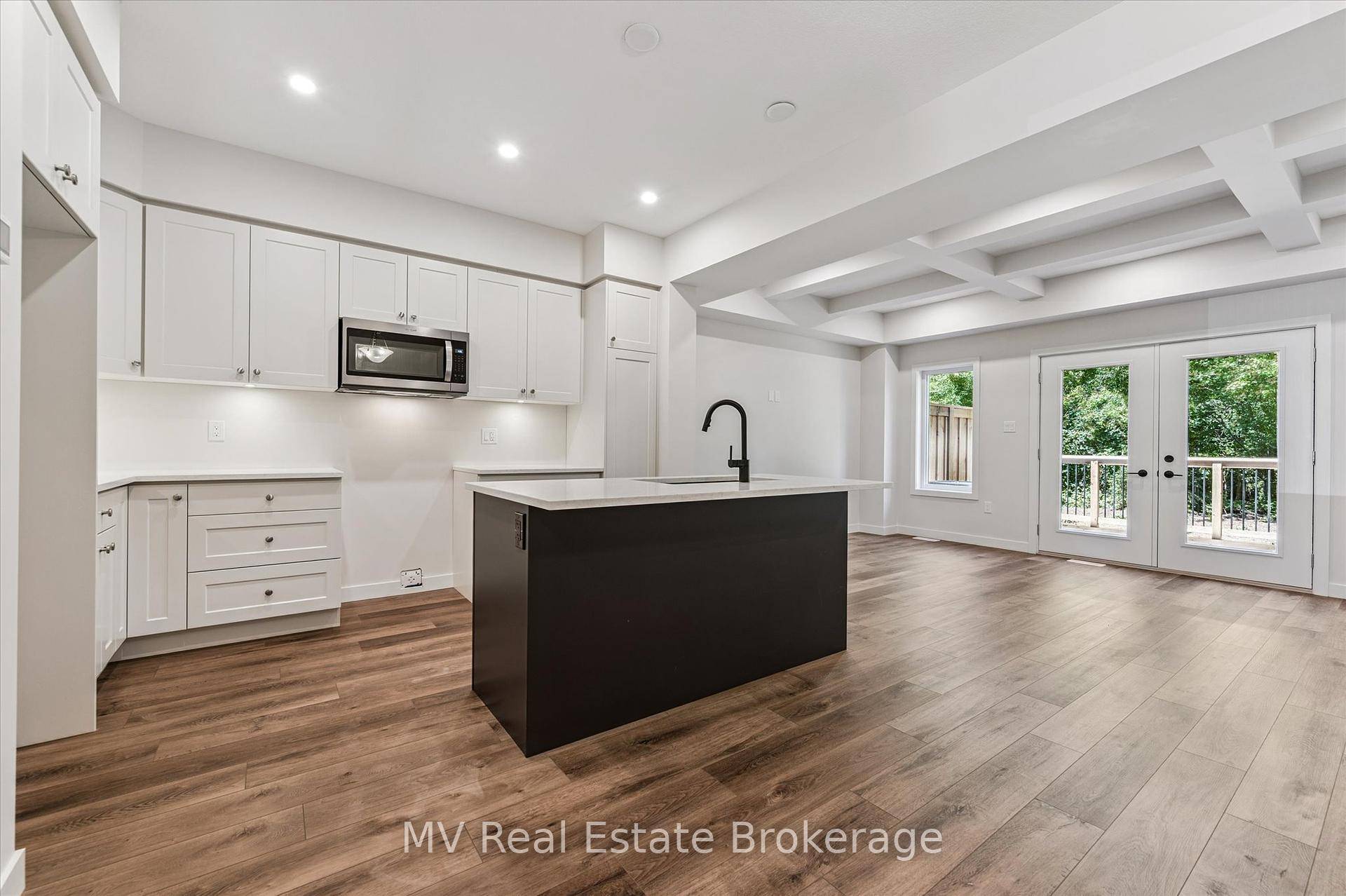Welcome to the Melville model in Elora's sought after Fieldstone community.