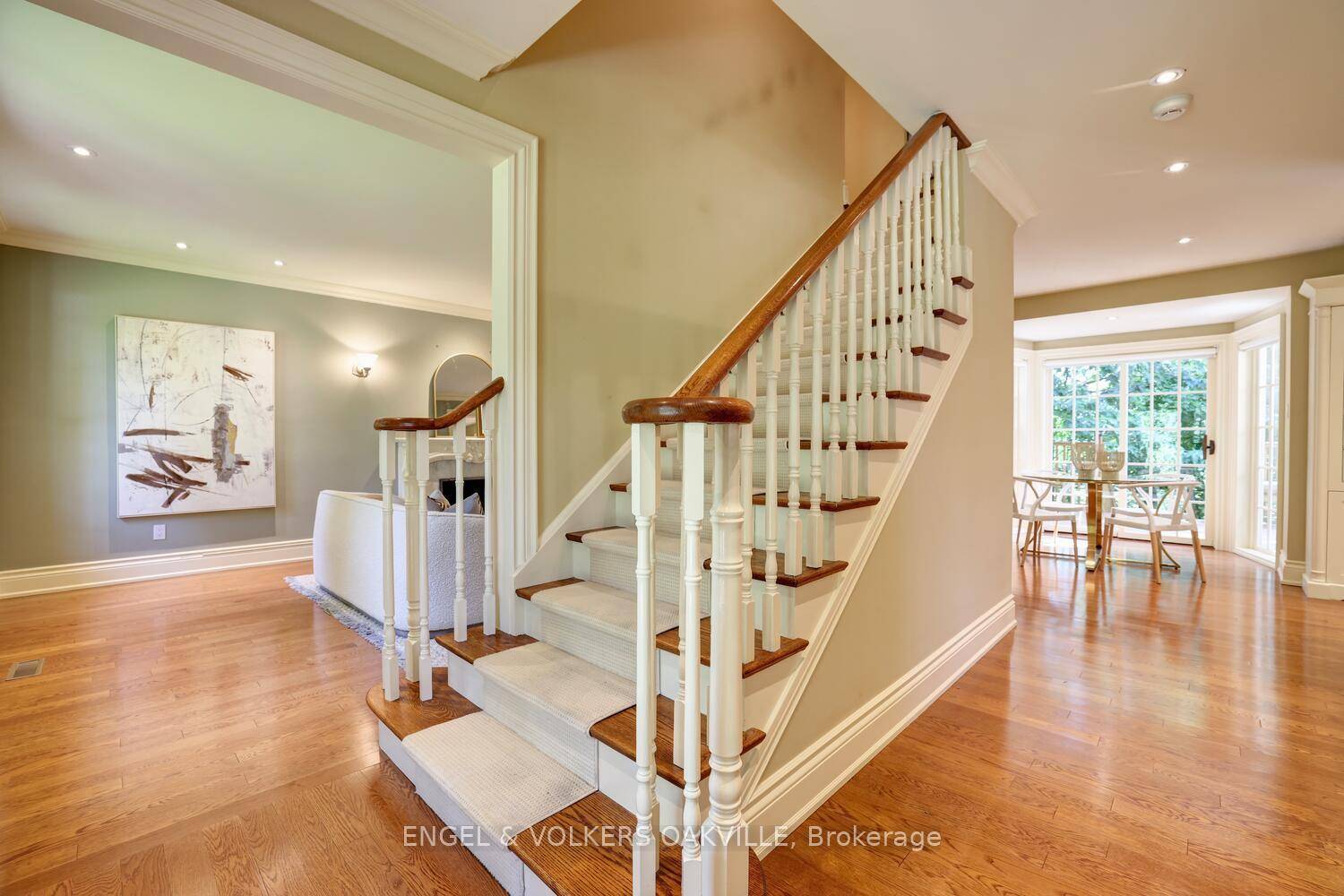 Welcome to beautiful Doulton Estates.