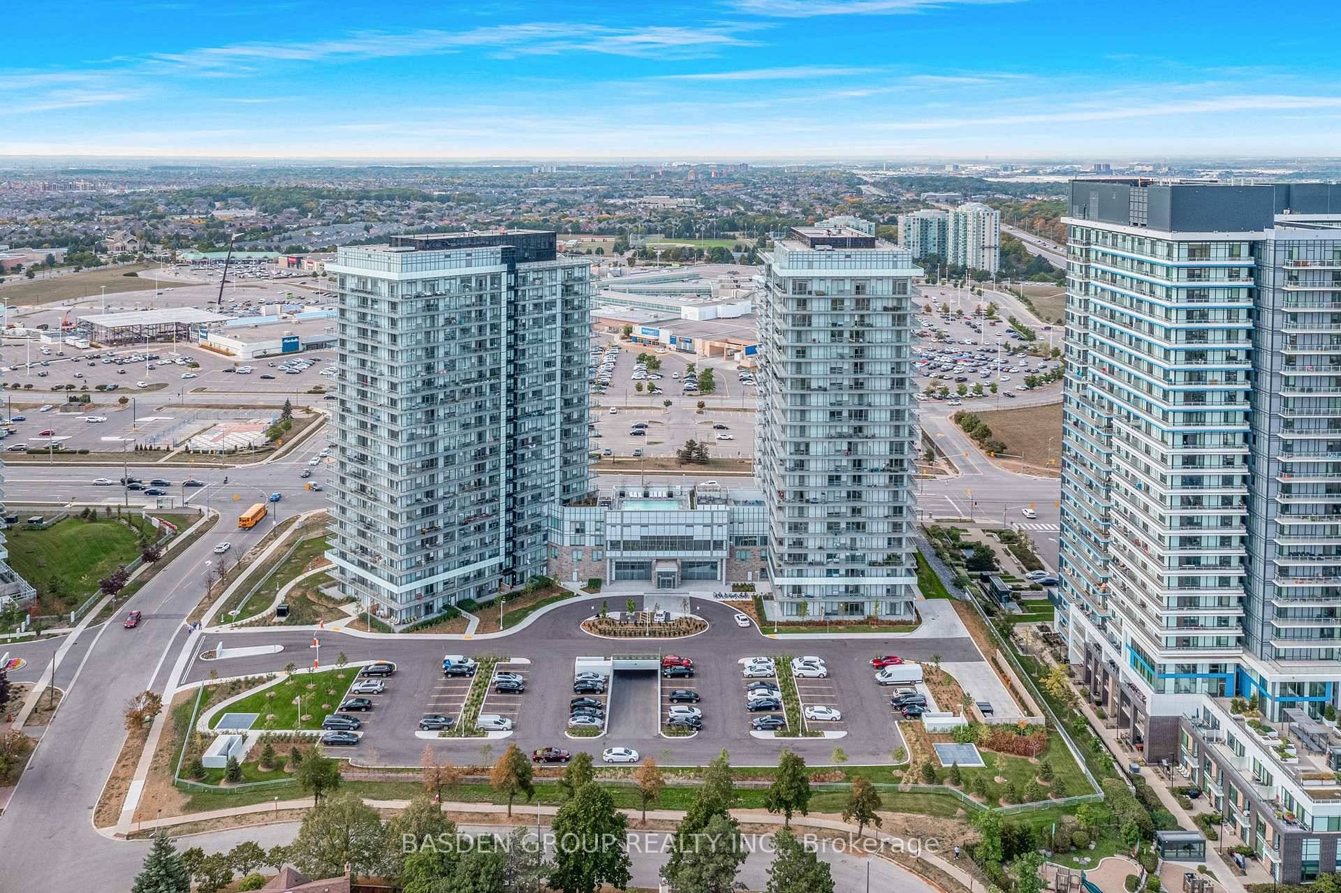Immaculate 2 bed corner unit in a newly built development.