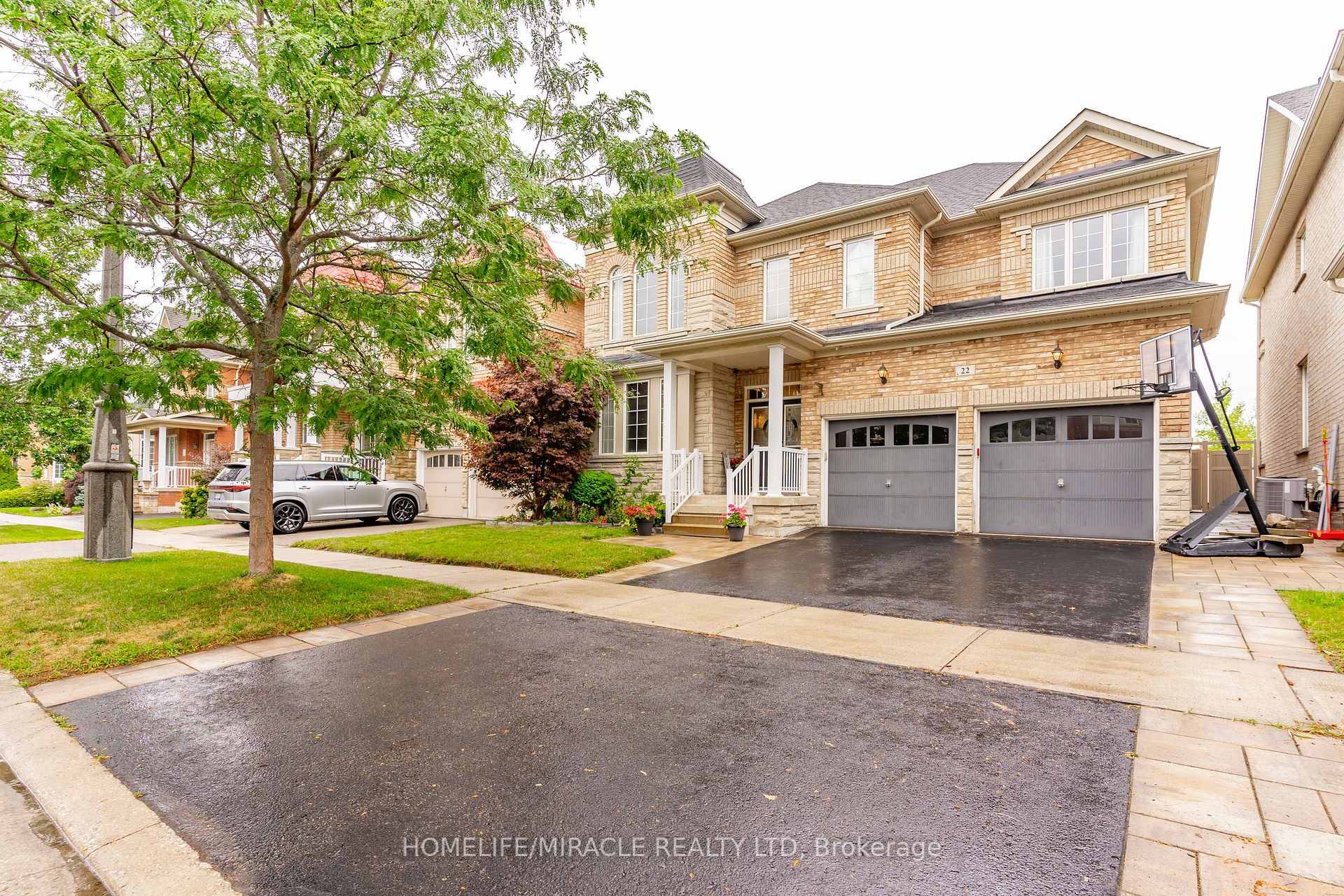 Welcome to this beautifully maintained and upgraded Arista Home, located in one of Box Grove's most sought after neighborhoods.