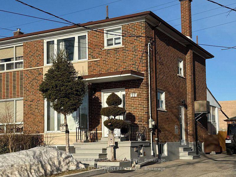 Caledonia Fair bank Neighborhood Located near the major intersection of Eglinton Avenue West and Keele Street, this lowers level apartment is just a short distance from the brand new Caledonia ...