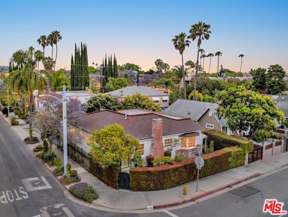 958  N Vista St 5BR Hollywood Hills East La