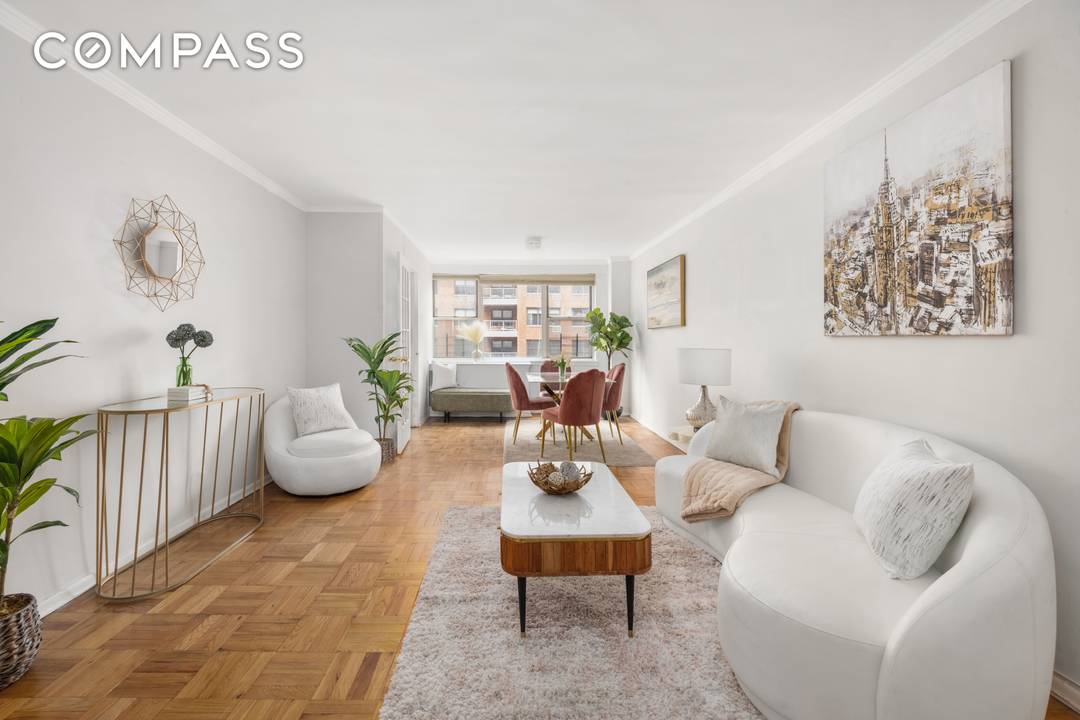 Positioned on the 8th floor of a boutique Lenox Hill co op, this spacious two bedroom residence offers an exceptional combination of light, scale, and flexibility in one of the ...
