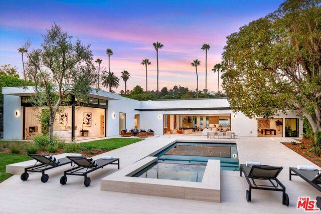 410   Doheny Rd Beverly Hills Flats LA
