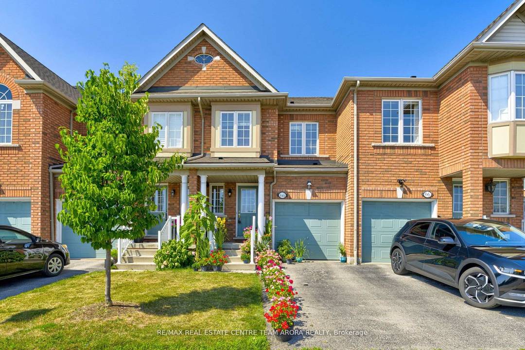Bright And Functional Three Bedroom, Four Bathroom Townhouse Available For Lease In Meadowvale Village.