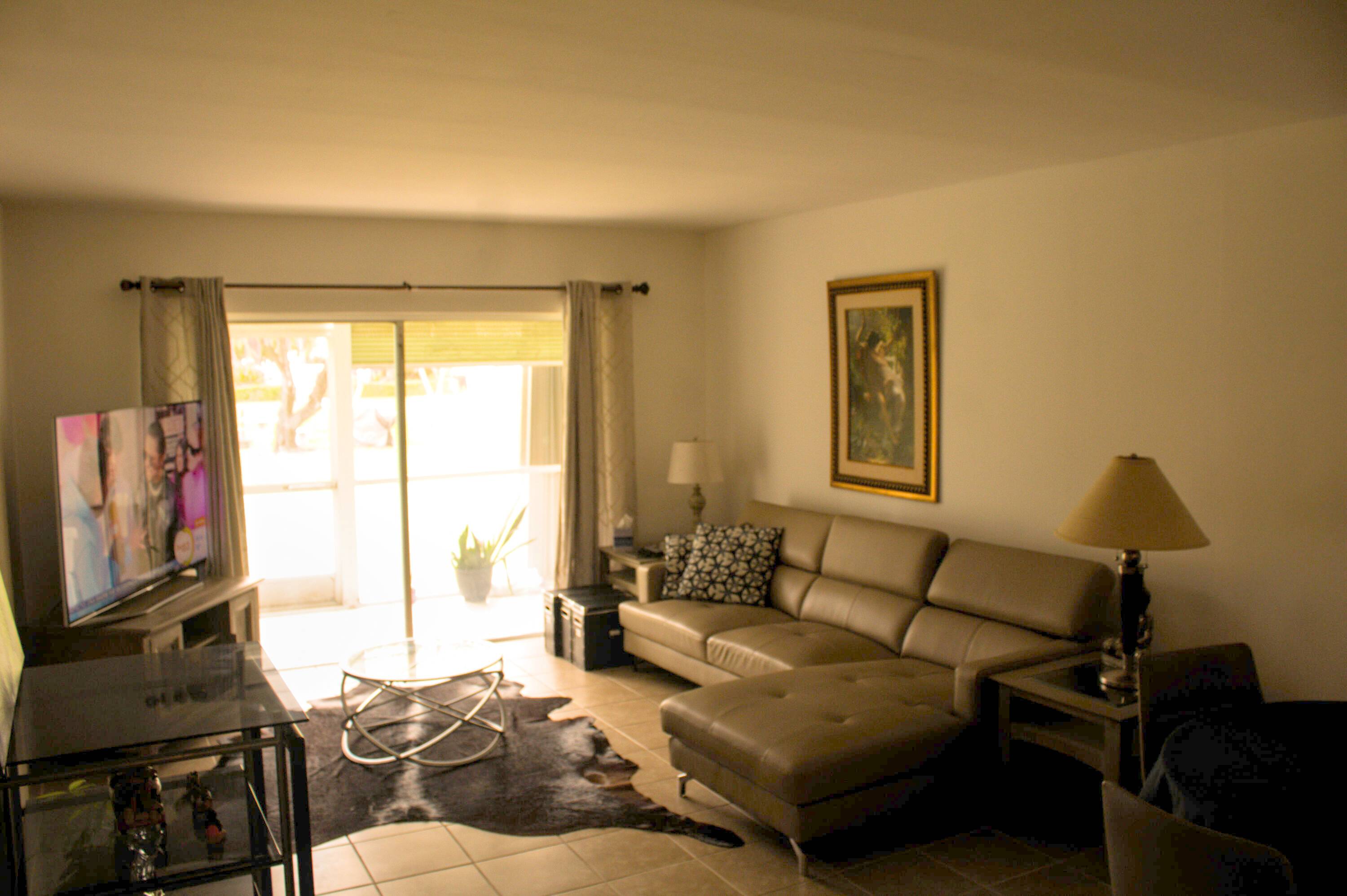 2 2 Corner, first floor condo in a desirable west area of Boca Raton.