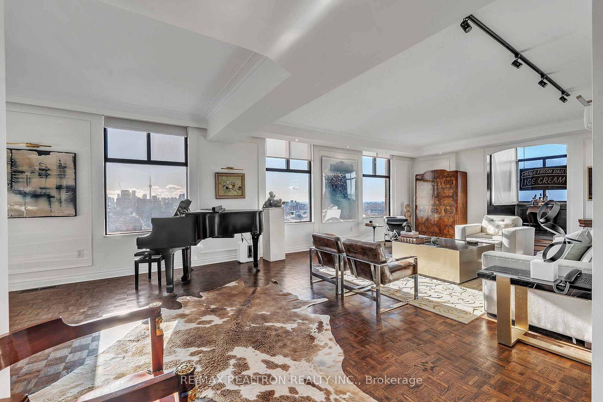 Welcome to an exceptional opportunity in one of Toronto's most prestigious and discreet addresses.
