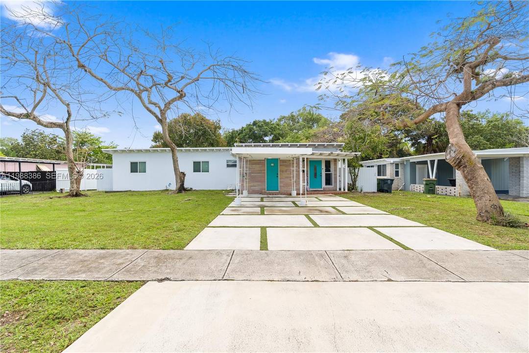 Turnkey investment opportunity in North Miami with a strong, in place tenant.