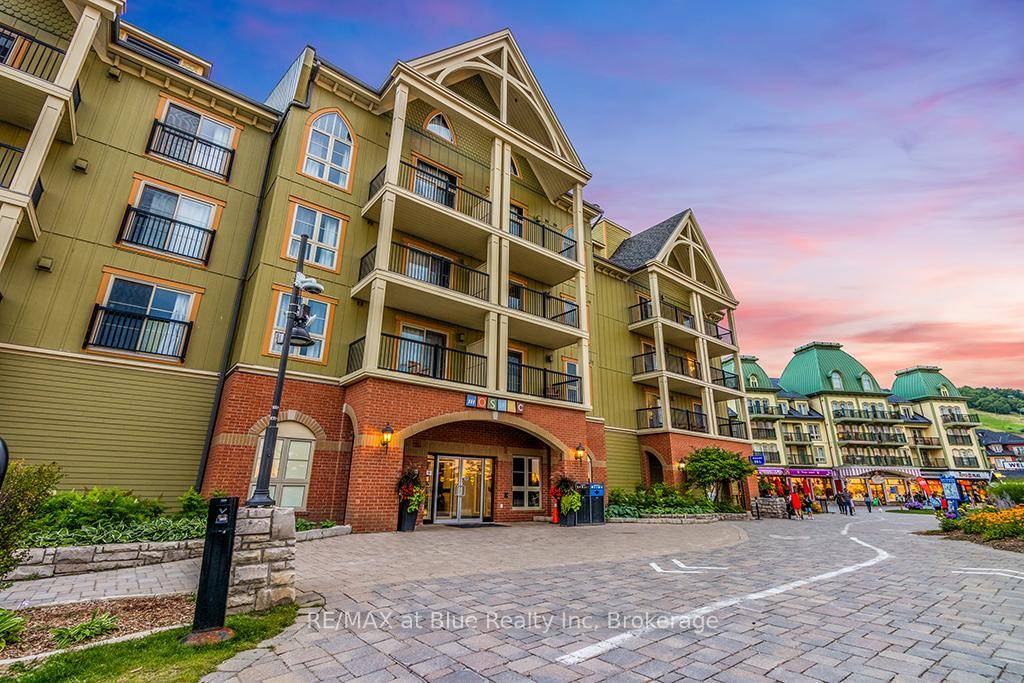 A gorgeous 10 foot ceiling ground floor, fully furnished resort property in Mosaic at Blue Mountain conveniently located near the private homeowners lounge with a view of the courtyard pool ...