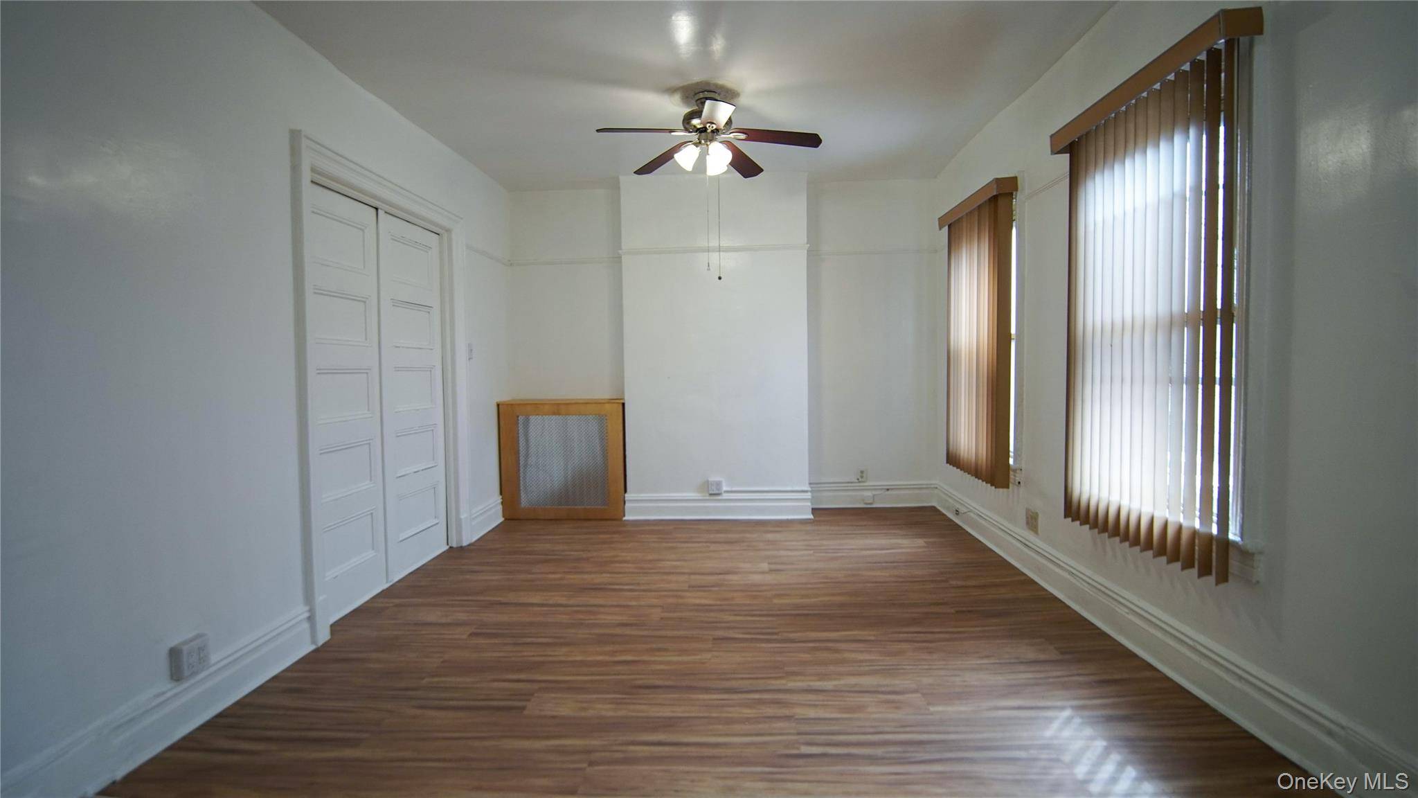 Cozy 3 bedroom, 1 bathroom unit on the second floor of a well kept two family home located in the Bronx.