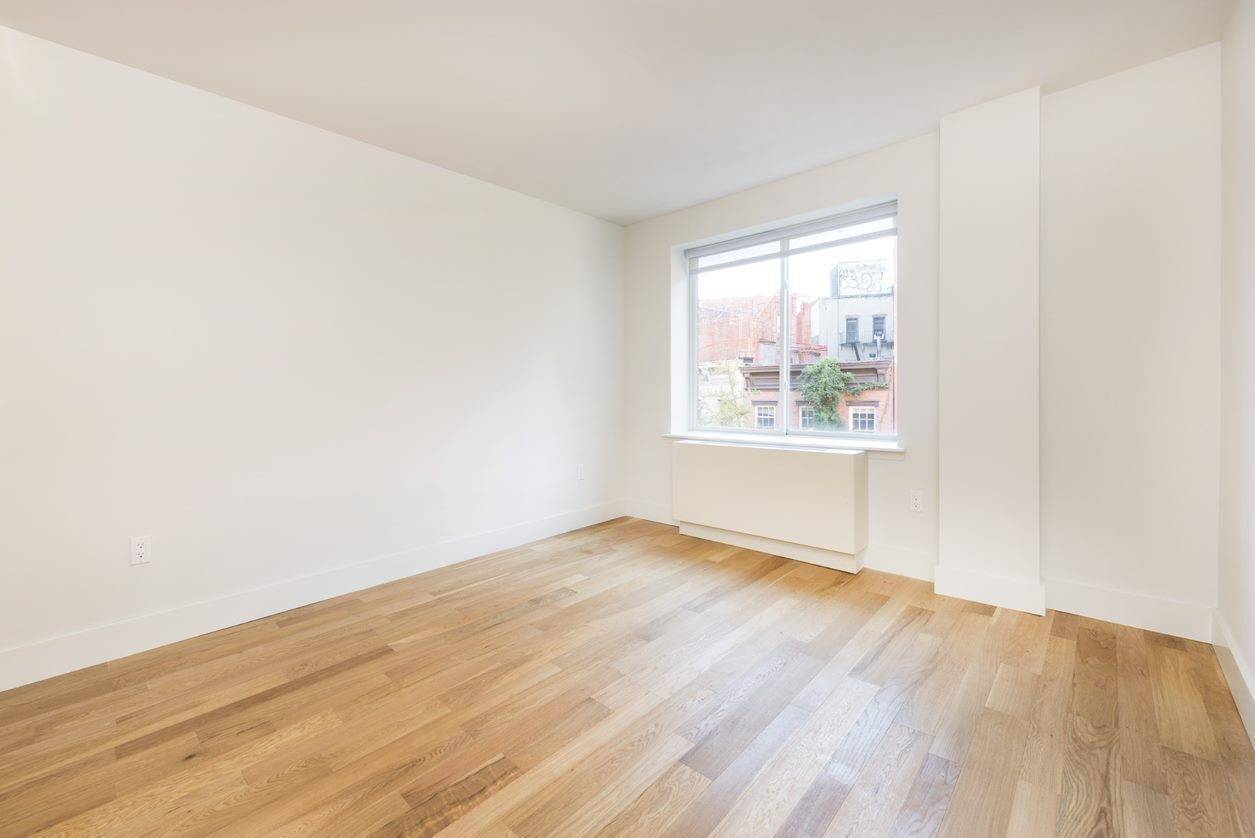 Beautiful 1 bedroom, 1 bath residence featuring stainless steel appliances, in unit washer dryer, marble bathrooms, and spacious closets with open Southern facing views.