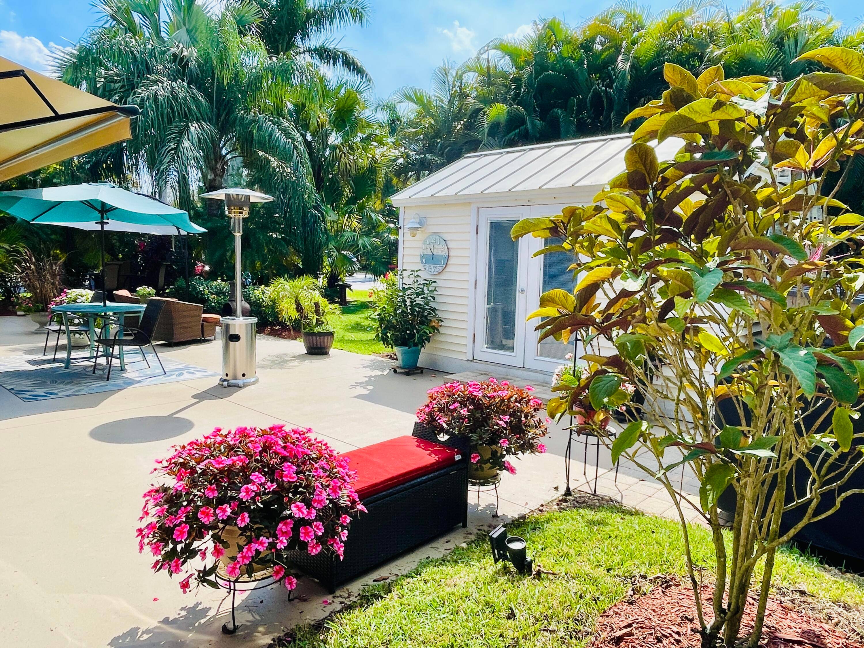 Are you on the hunt for a peaceful getaway where you can relax and unwind, or perhaps a perfect place to park your motorcoach in beautiful Southwest Florida ?