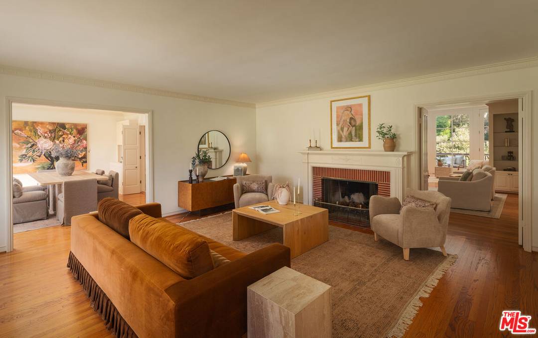 308 Oceano Dr 4BR Brentwood La